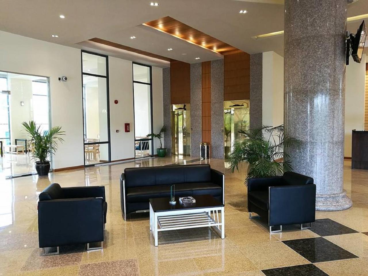 Vegas Hotel - Nay Pyi Taw Naypyidaw Luaran gambar