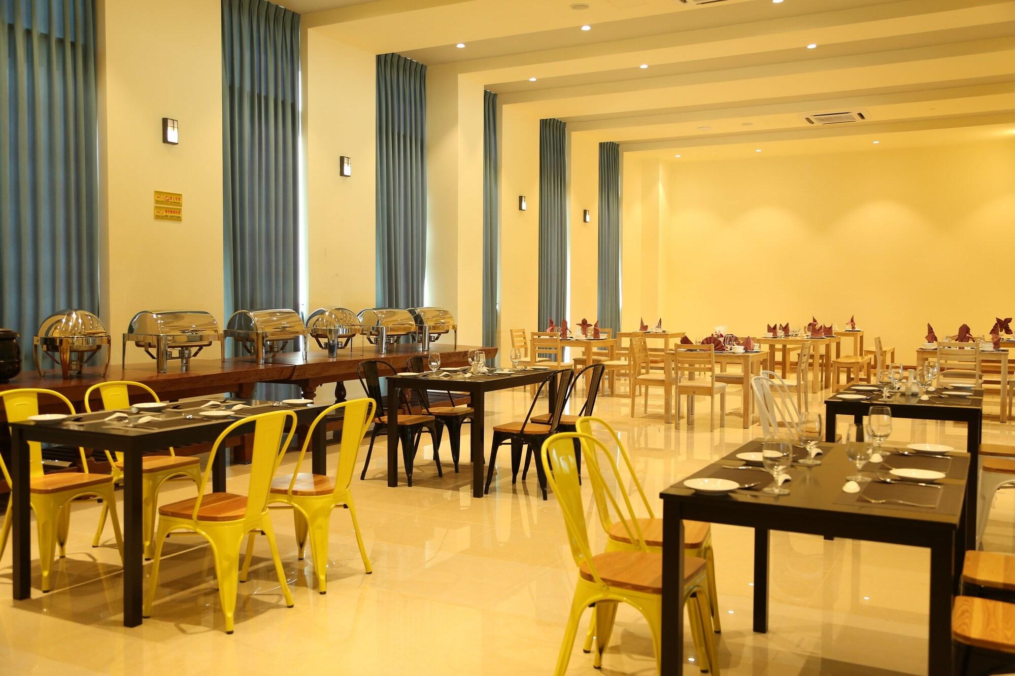Vegas Hotel - Nay Pyi Taw Naypyidaw Luaran gambar